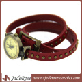 Klassische lange Leder Wrap Fashion Lady Watch